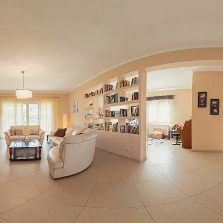 Luxury House Βίλα *