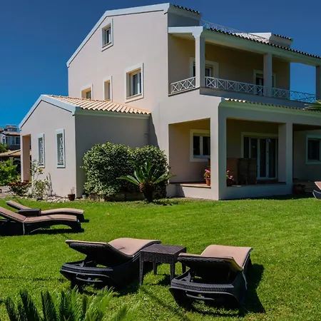 Luxury House *