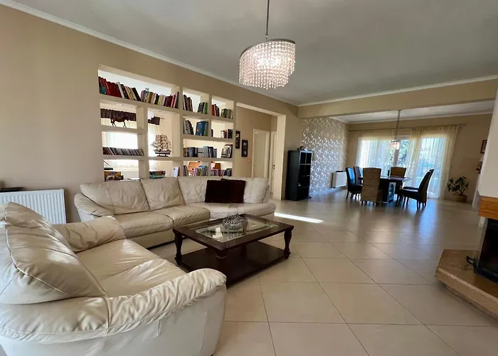 Luxury House *