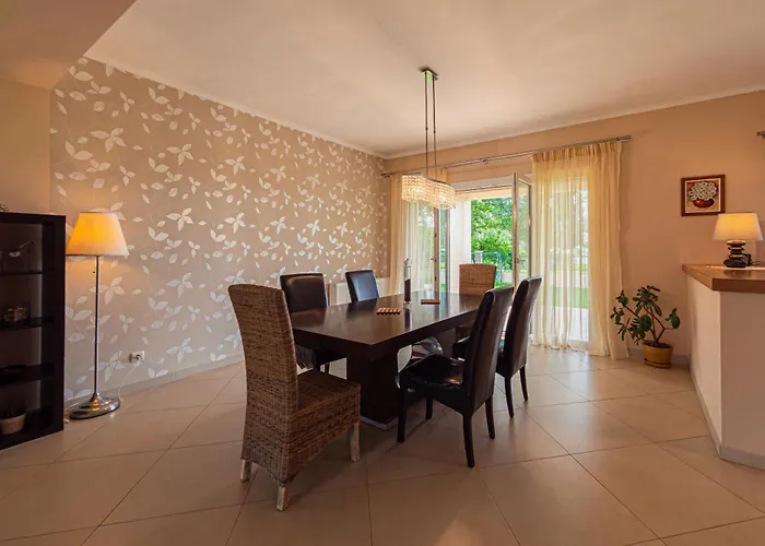 Luxury House Villa