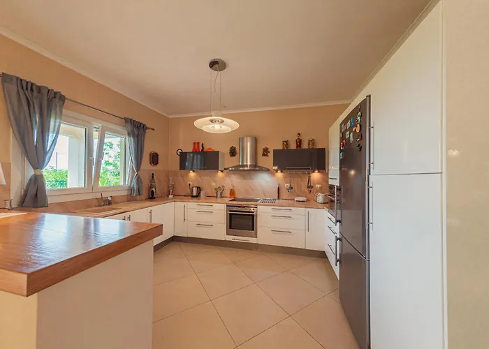 Luxury House * Roda (Corfu)