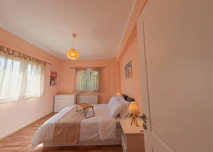 Luxury House *