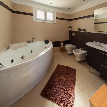 Luxury House * Rodas